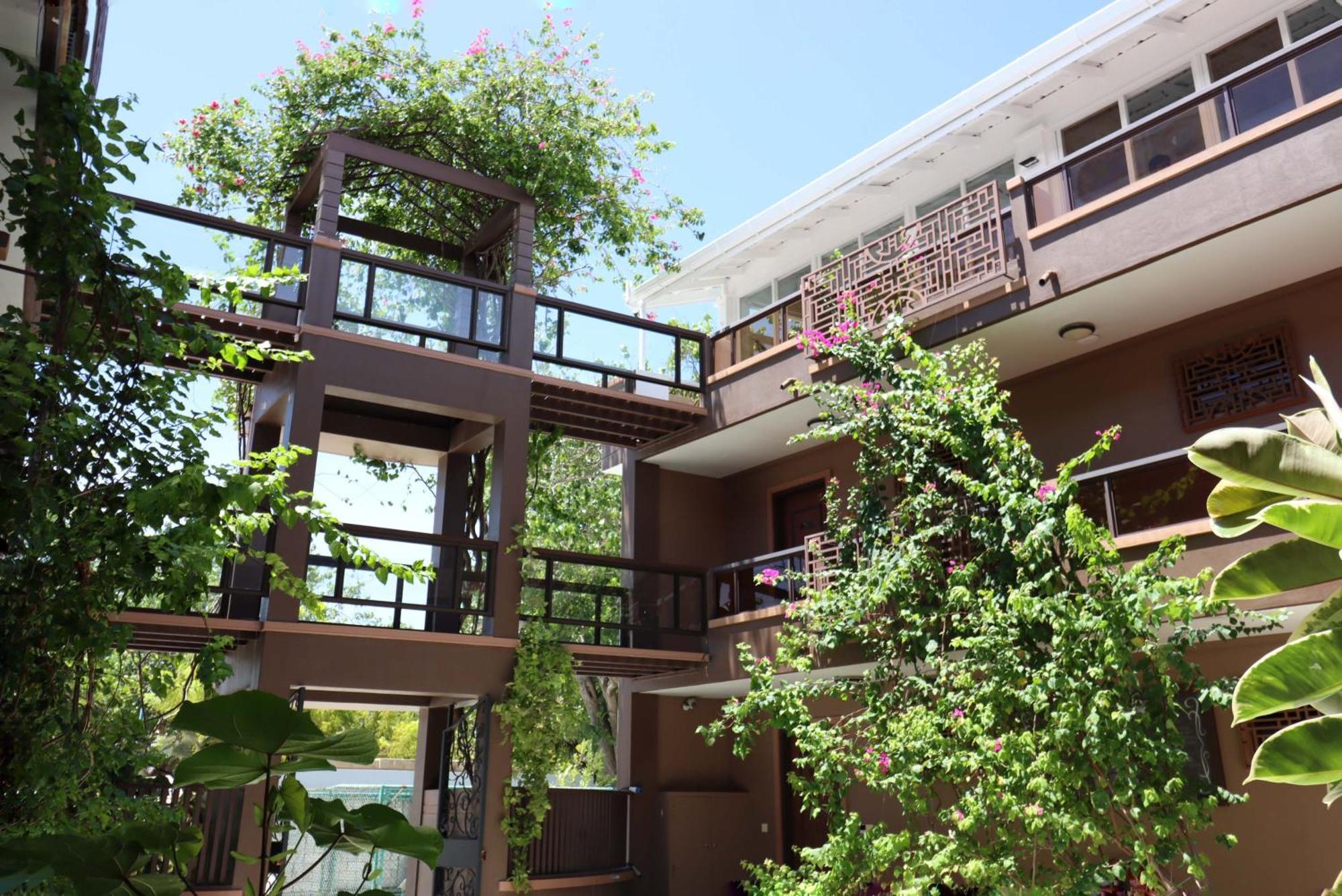 Rashu Hiyaa Hotel Dhiffushi Exterior photo